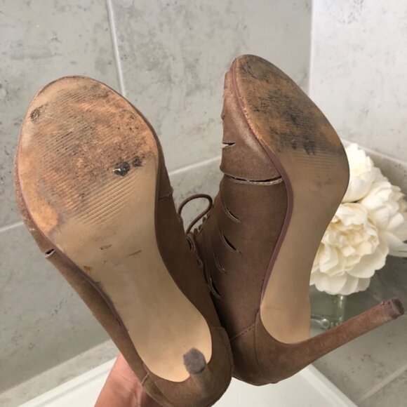 Steve Madden Women’s Lace Up Booties Size 8 - Picture 10 of 10